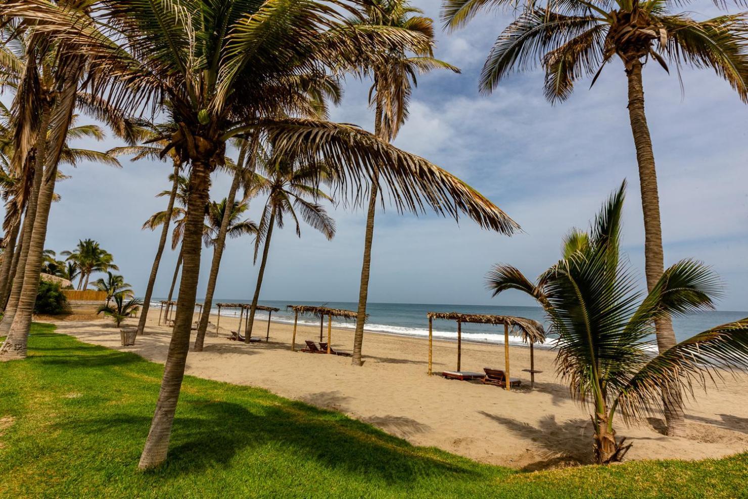 Hotel Las Pocitas Mancora Exterior photo